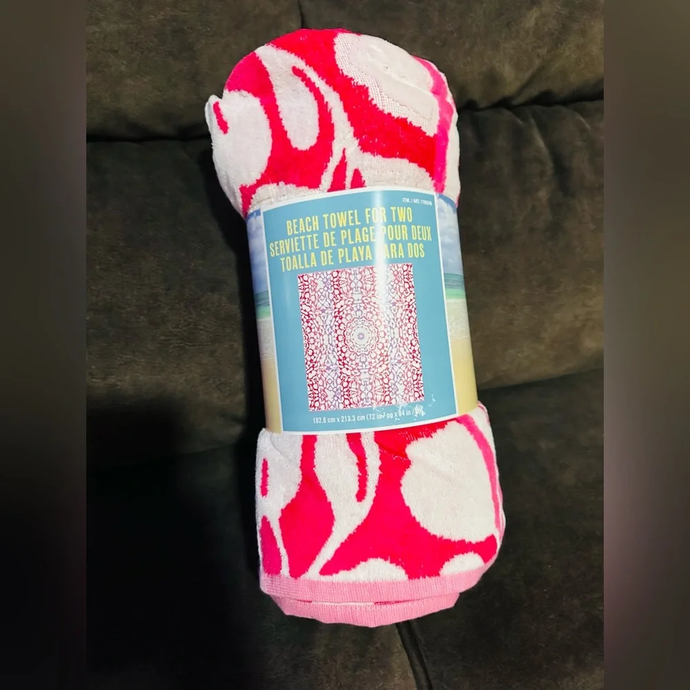 Huge Vibrant Pink and White Beach Medallion Design Towel for Two (6ft X 7ft)